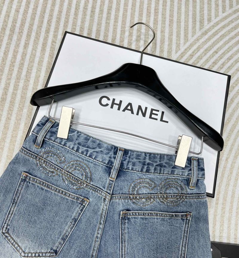 Chanel Jeans